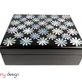 Black lacquer box attached with chrysanthemum 22x27xH9 cm